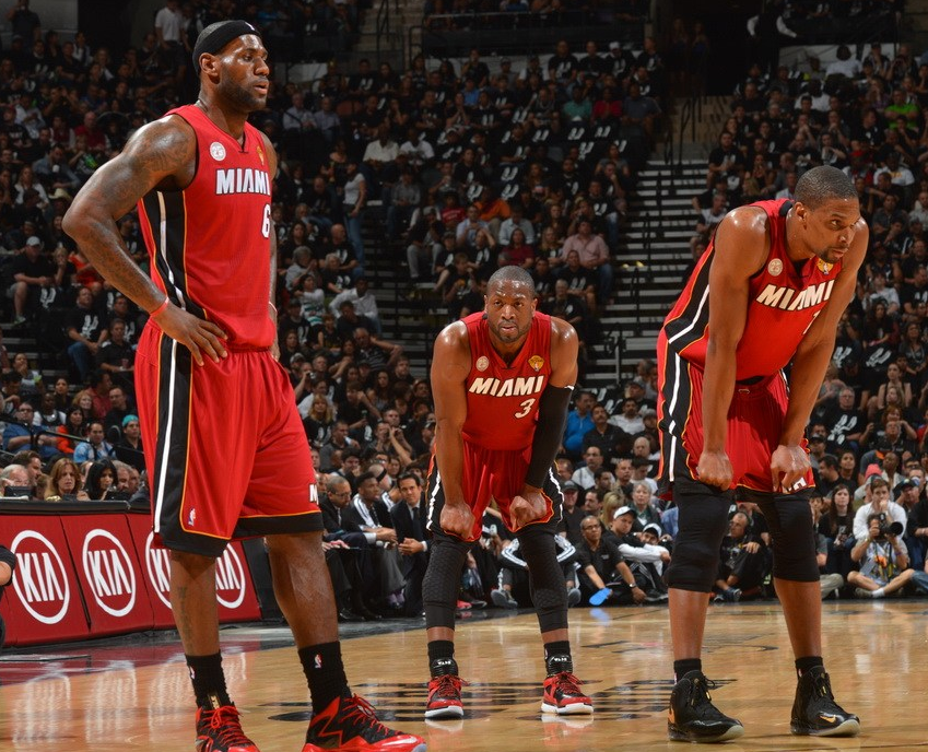 ayx爱游戏体育 -包含国际比赛日突围战来临，马赛围绕NBA总决赛造点机会，气氛紧张，医务组通报恢复的词条